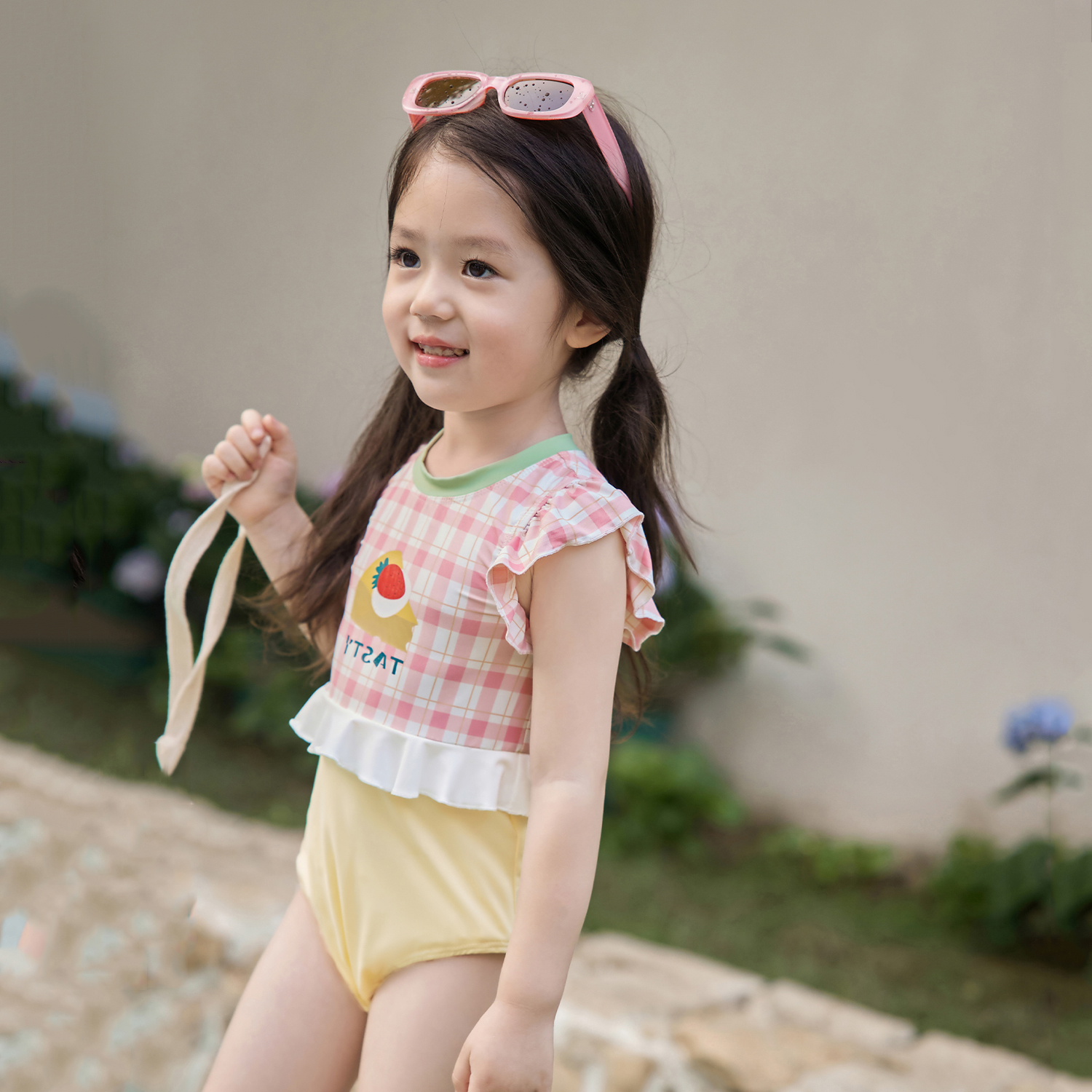 女童可爱连体泳衣夏季儿童游泳衣温泉度假风女宝宝速干时尚泳装潮