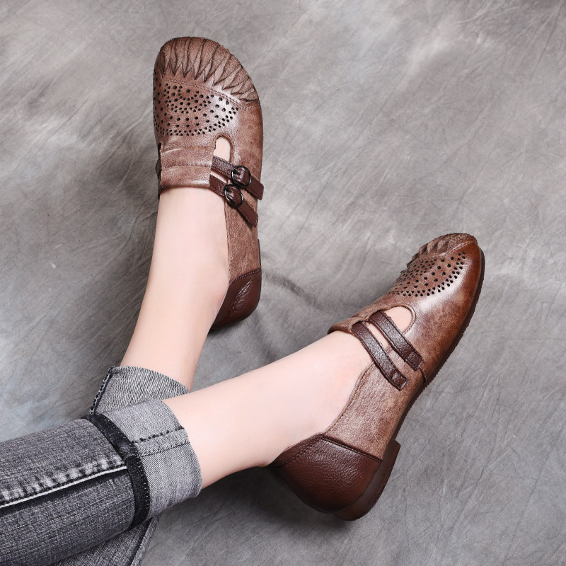 Autumn and winter genuine leather ventilation comfortable Round Lazy man A pedal Flat bottom Women's shoes Retro Versatile soft sole Mom shoesin the Women's Shoes, Low shoe, Doug shoes category - from Buy2taobao.com to provide professional Taobao agent buy service