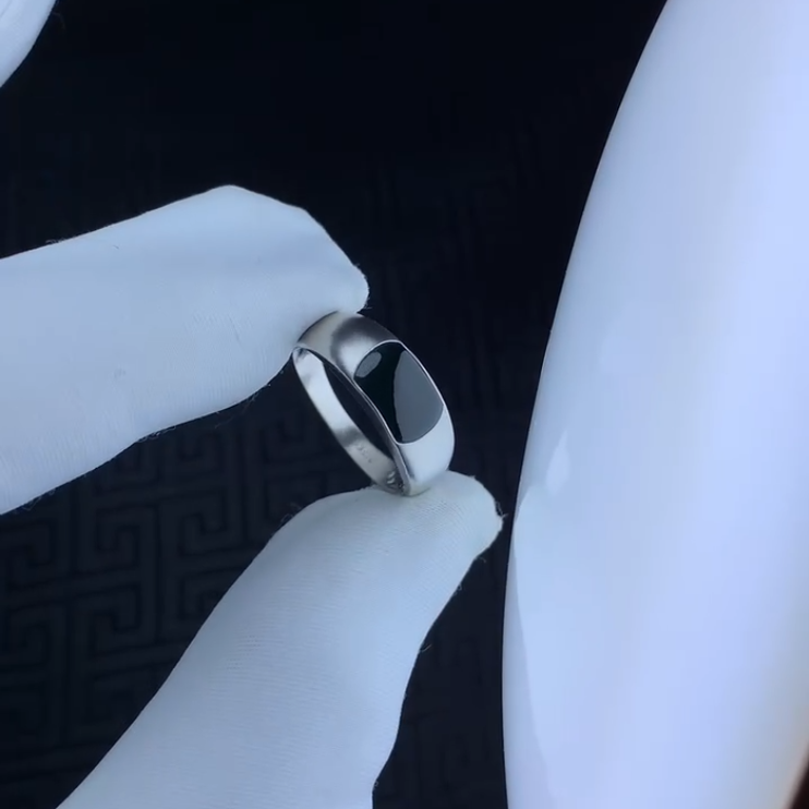 订做！18k金墨翠翡翠马鞍戒指 男士 女士戒指 高端简约大气奢华