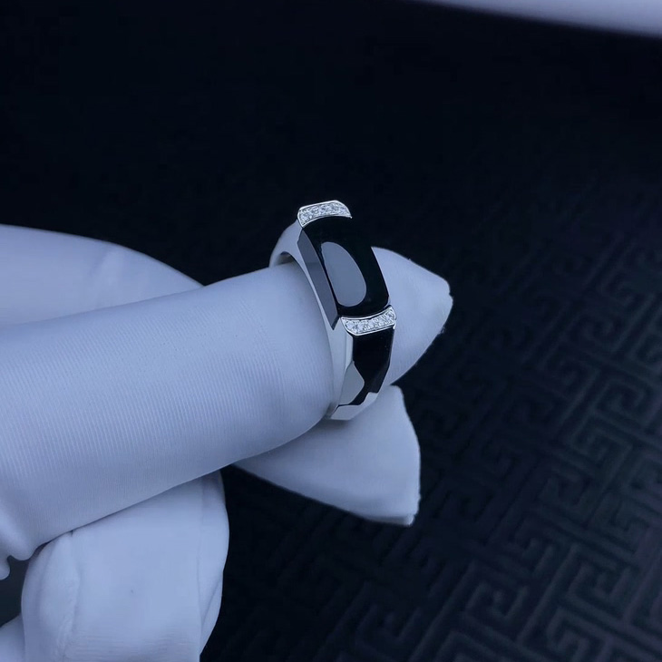 订做18k金戒指 马鞍墨翠戒指 天然A货墨翠 缅甸墨翠戒指