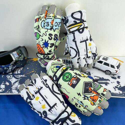 Ski gloves, winter warm gloves 滑雪手套保暖手套