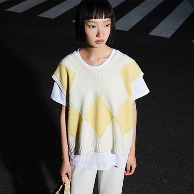 个性简约菱格背心针织