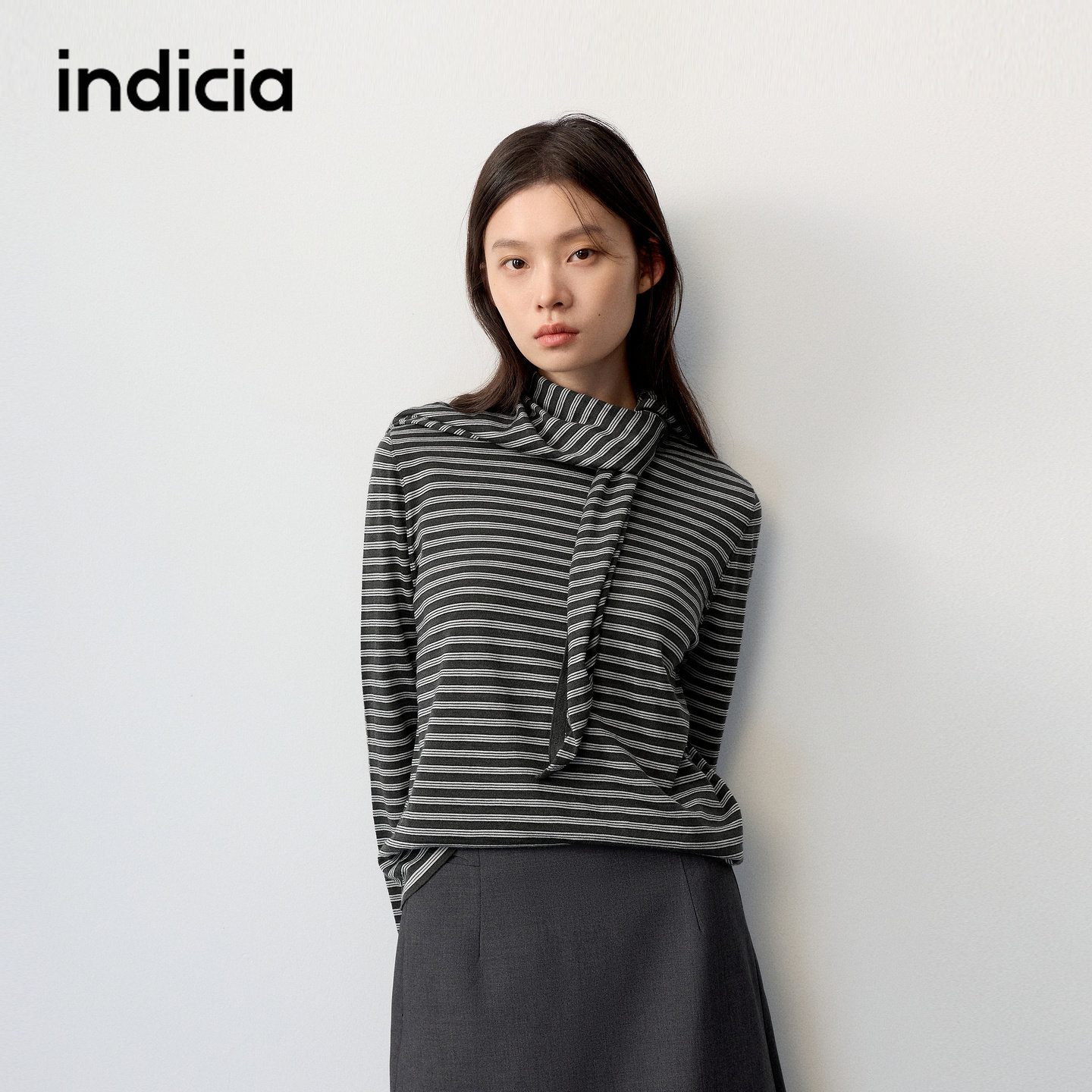 indicia标记商场同款2026秋季新款女装羊毛灰色条纹针织衫T恤上衣图片