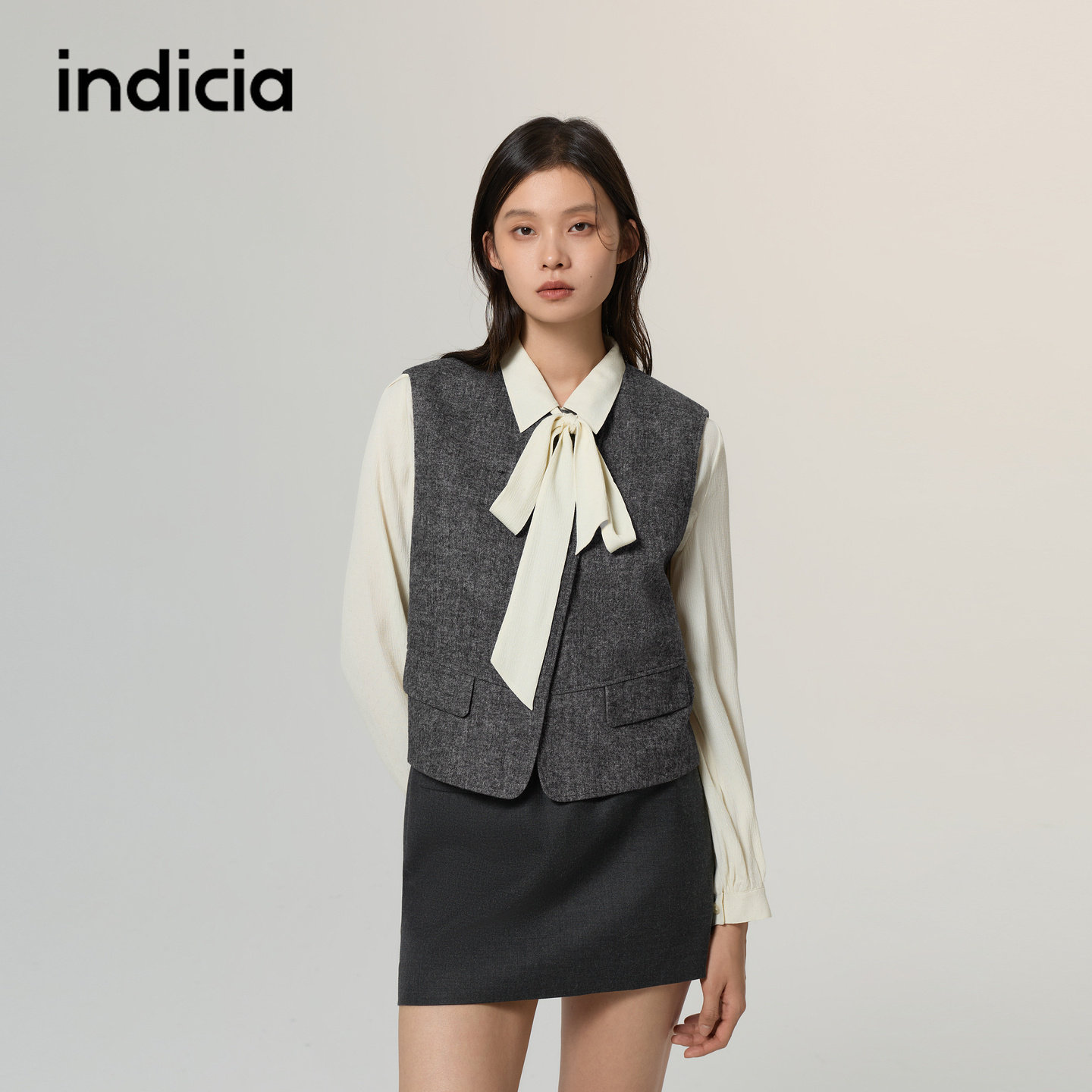 indicia标记商场同款灰色马甲短款外套休闲2026秋冬季新款女装