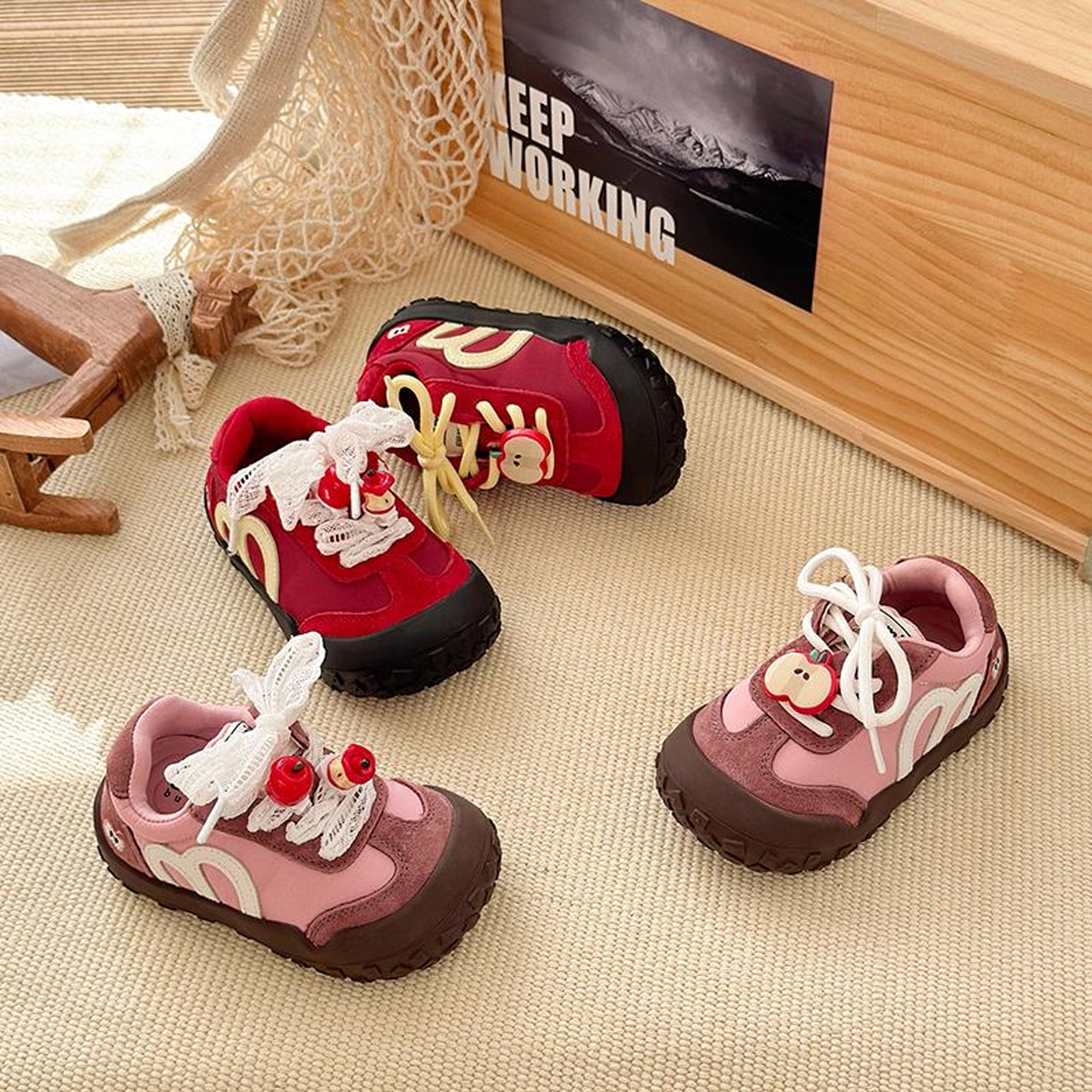 儿童运动鞋2025春秋新款