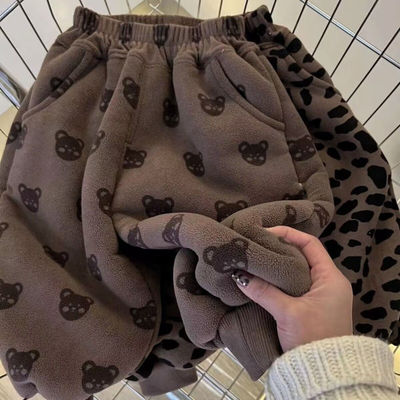 2025年儿童加绒裤子小熊巨厚一条过冬奥粒绒中小童冬装一体绒裤子