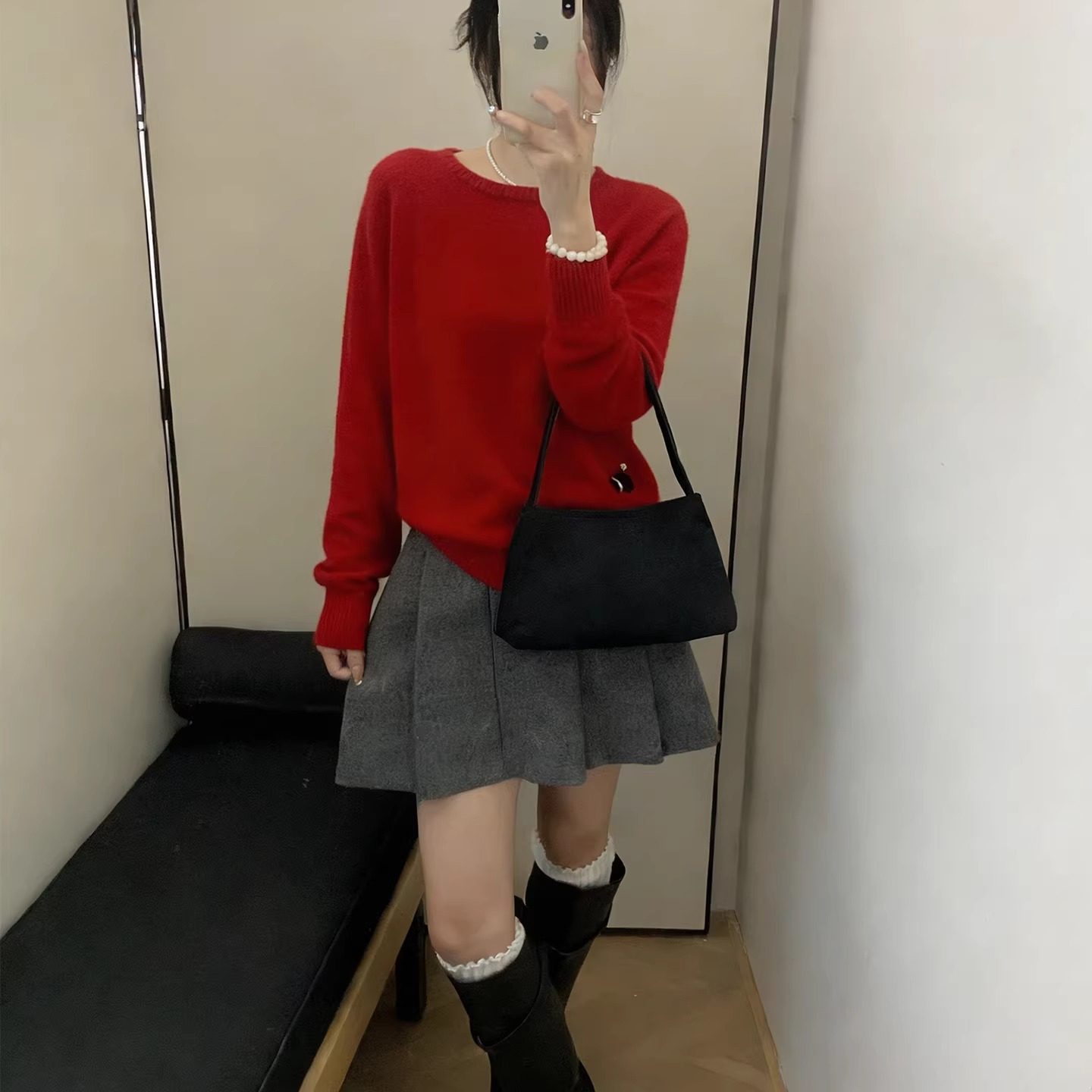 多巴胺红色圆领毛衣女软糯质感百搭基础款针织衫37611,女装/女士精品,毛衣,淘宝优惠券,粉丝福利购,淘宝优惠卷