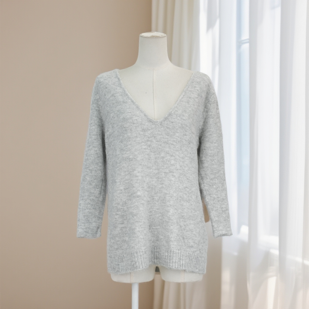 春秋新款轻奢优雅风V领针织衫女灰色百搭款宽松套头毛衣37608,女装/女士精品,毛衣,淘宝优惠券,粉丝福利购,淘宝优惠卷