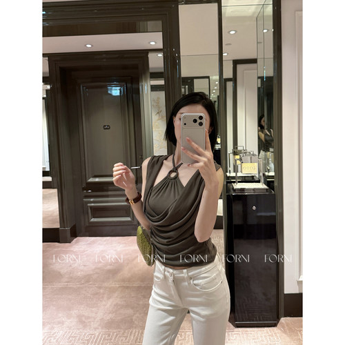 天丝羊毛串珠挂脖假两件荡领背心