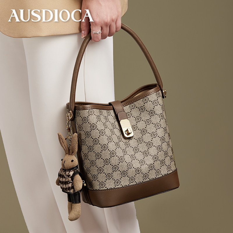 水桶包女2025新款时尚大容量手提包复古老花包休闲女士单肩斜挎包,箱包皮具/热销女包/男包,水桶包,淘宝优惠券,粉丝福利购,淘宝优惠卷