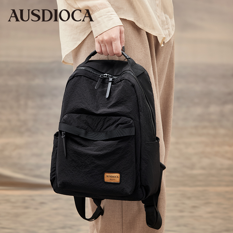 轻量化双肩背包男女大容量旅行包