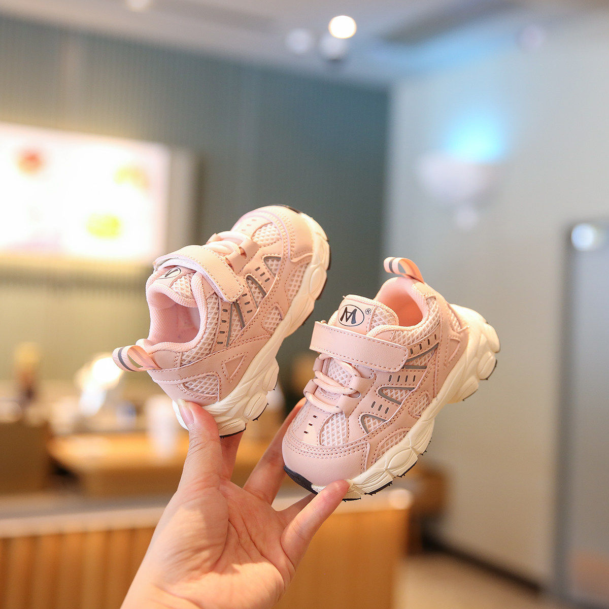 小步点宝宝鞋子女宝春季软底婴幼儿学步鞋防滑透气儿童运动鞋男童