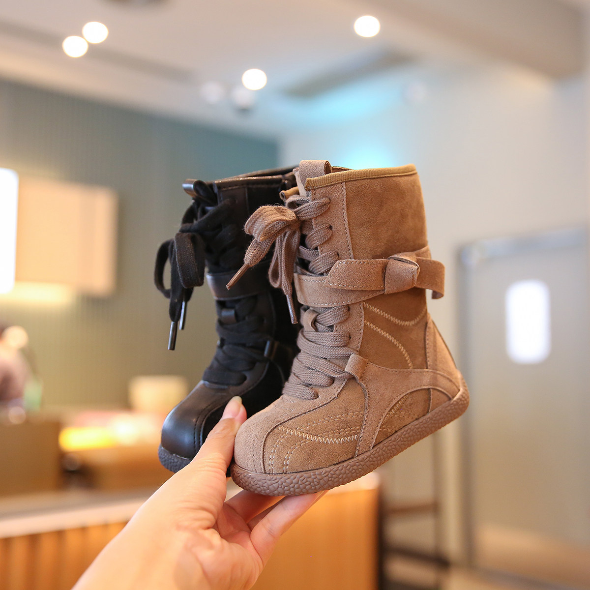 小步点女宝宝靴子冬季软底加绒保暖女宝棉靴洋气女童马丁靴长筒靴