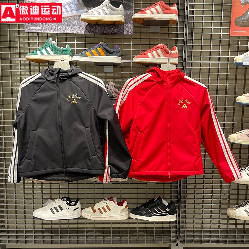 阿迪达斯女装外套2026春新款金晨同款拒水宽松连帽软壳夹克KU8972