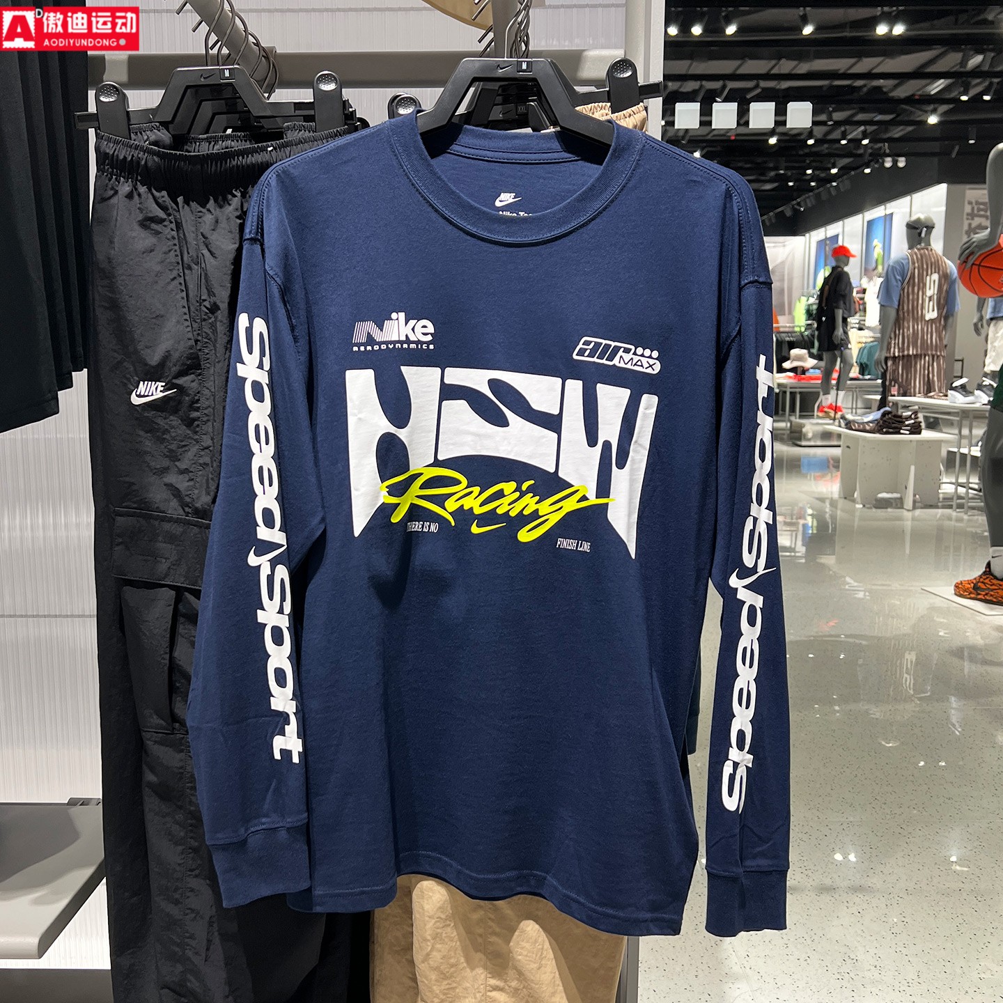 耐克男装2026秋新款Sportswear赛车风宽松休闲长袖T恤 IM3782-451