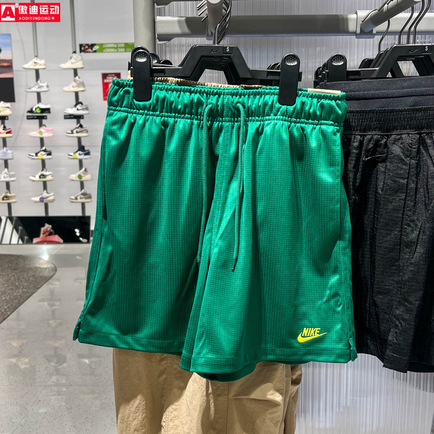 Nike耐克男裤2026夏季新品速干梭织休闲宽松运动短裤 II4374-365