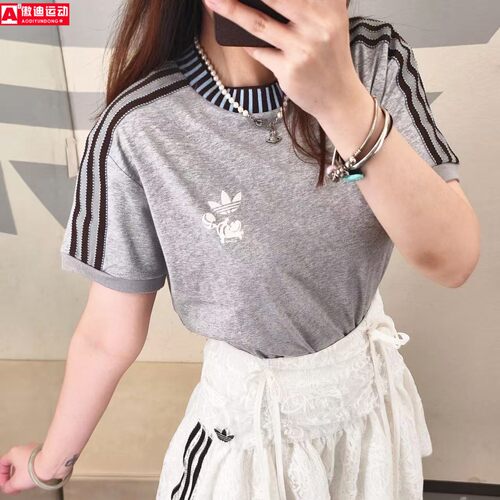 阿迪达斯adidas三叶草女子2026夏新款休闲运动T恤灰色短袖 KY8316
