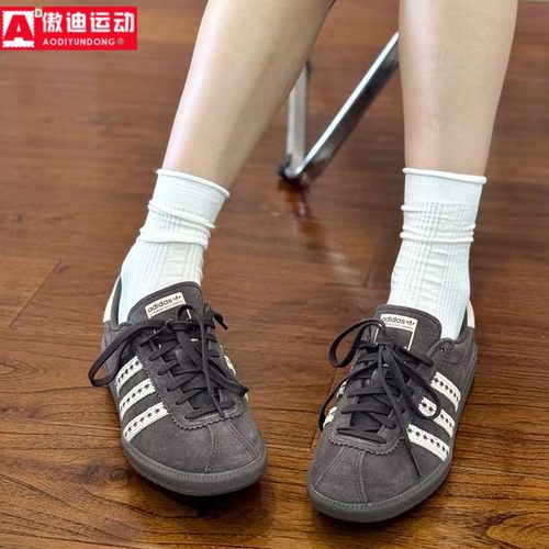 阿迪达斯三叶草女子2025冬新款复古棕色休闲运动板鞋 JS3971 3967