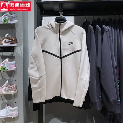 新款舒适运动休闲连帽夹克外套