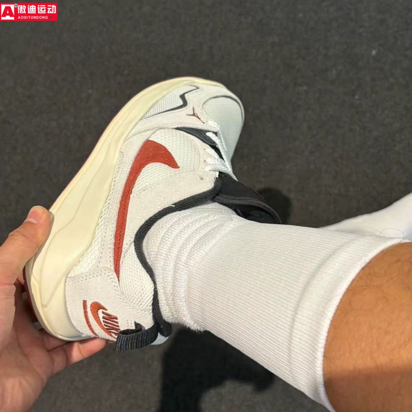 耐克NIKE男子2025冬新款经典网面透气运动休闲板鞋HJ6777-101-200