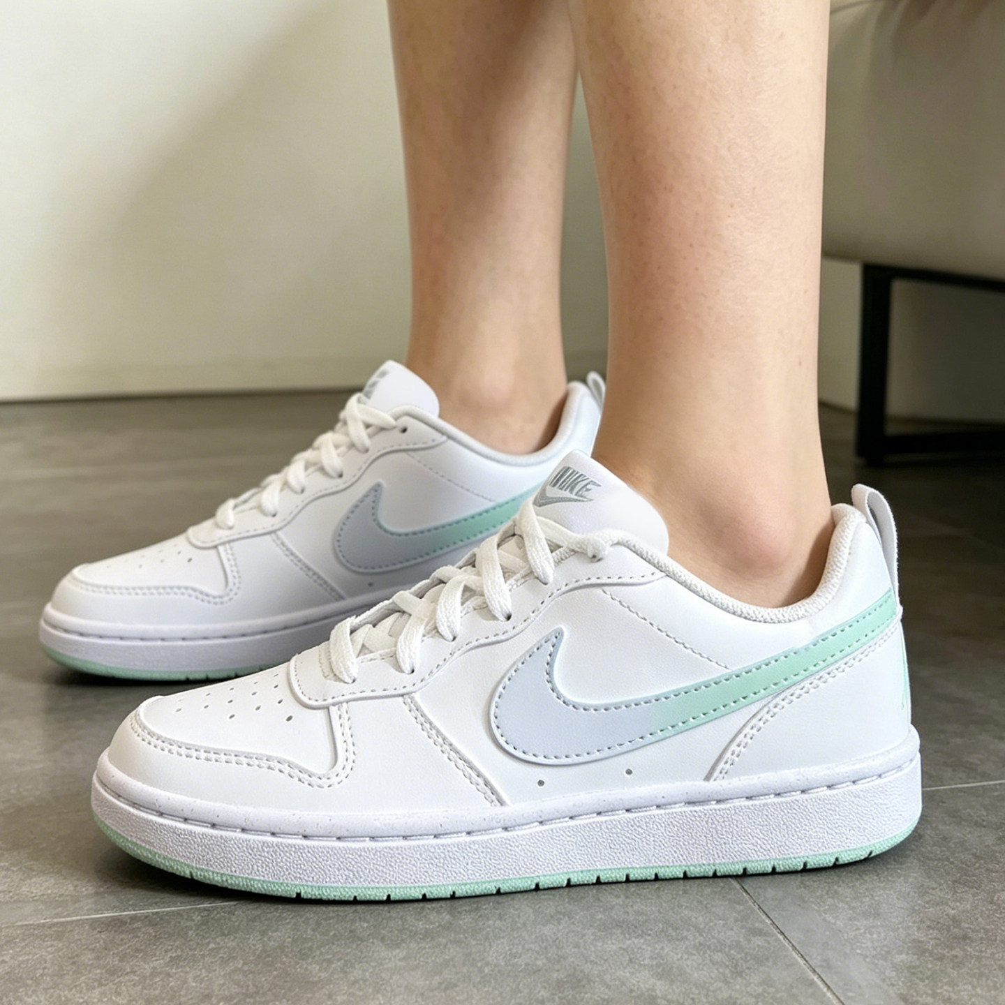耐克NIKE女鞋2026秋季新款COURT经典大童鞋透气小白鞋 IQ6529-100