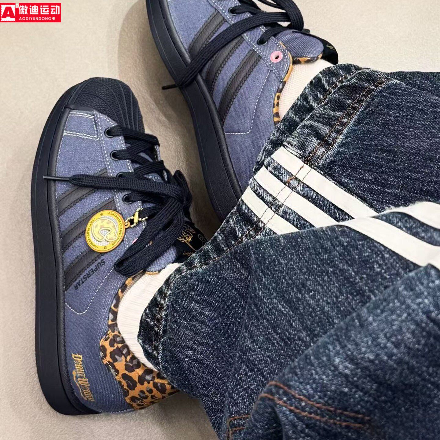 Adidas三叶草疯狂动物城联名鞋