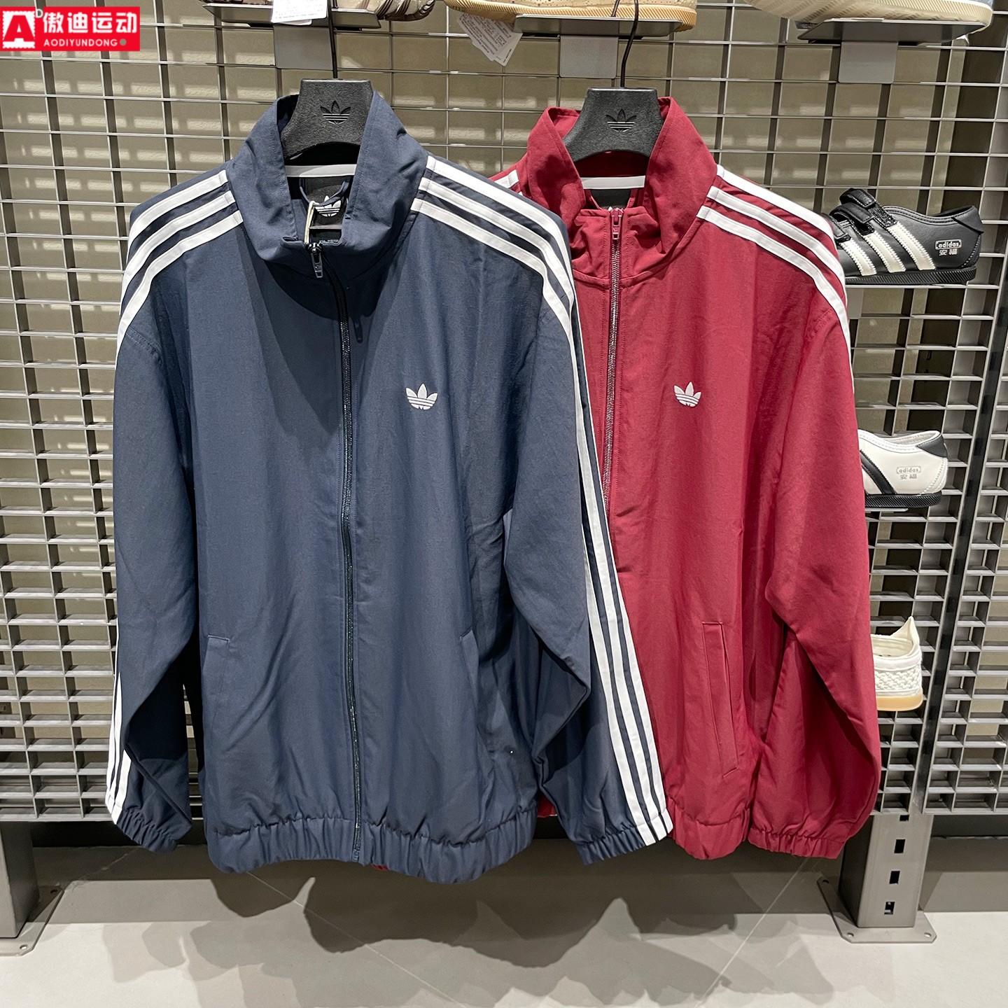 阿迪达斯三叶草男子2026新款梭织时尚立领运动外套KS4243 KS4244