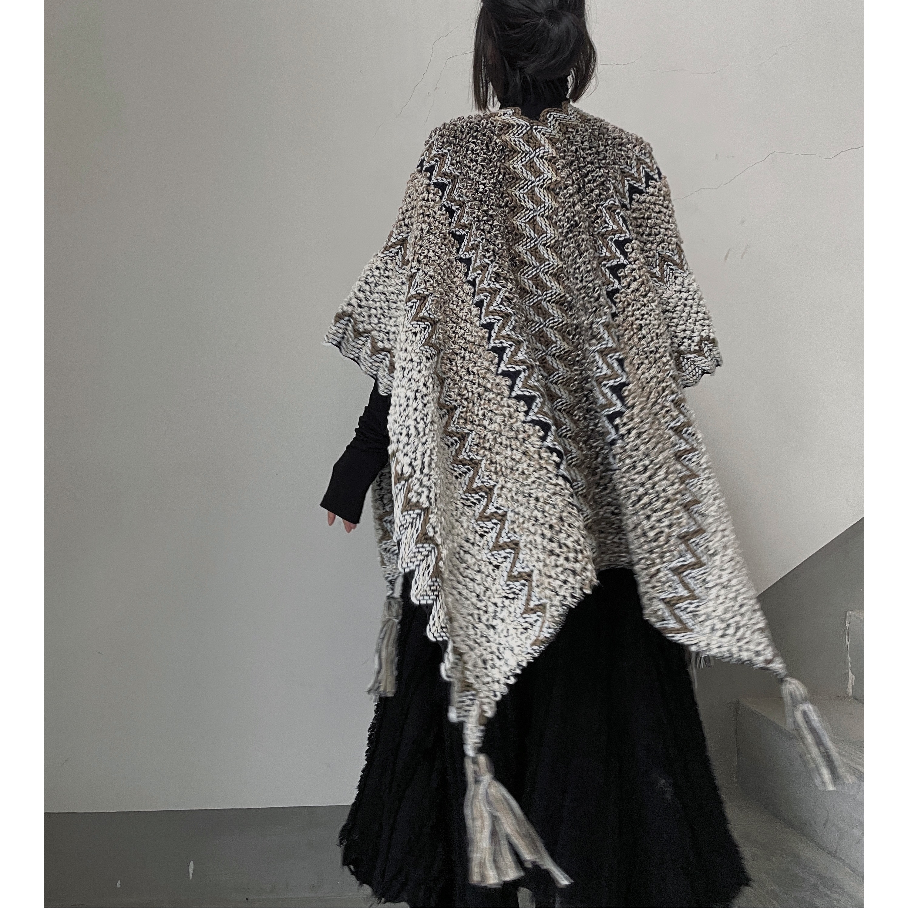 复古风钩花镂空斗篷披肩