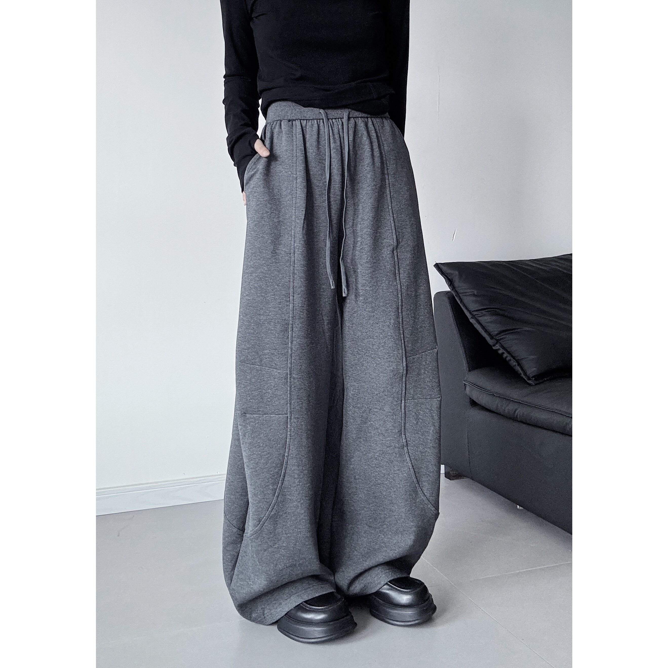 浮木兮/美式抽绳垂感软糯阔腿裤设计款空气棉弯刀裤宽松运动长裤