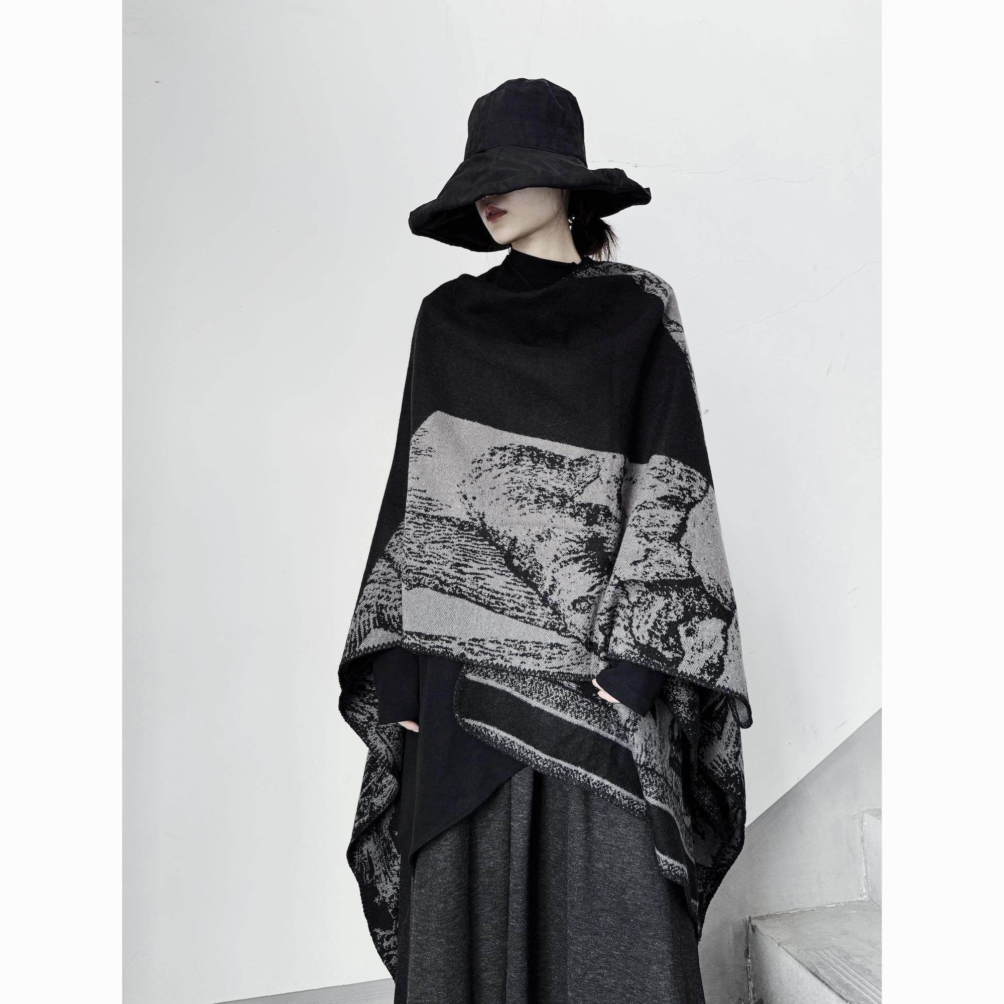 艺术感小众水墨画斗篷围巾