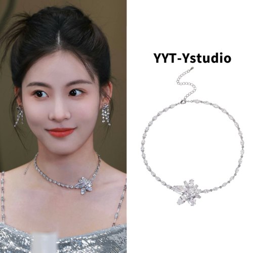 孙芮YYT-Ystudio满钻水滴花朵耳环项链首饰套装轻奢优雅时尚孙怡