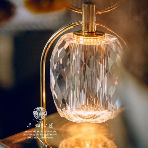 精选年轮公园 ZORINGPARK 北欧卧室水晶手提台灯灯氛围.床头黄铜