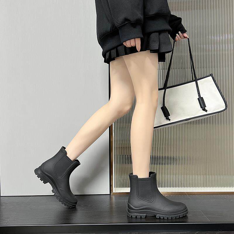 正货新型雨鞋女款时尚外穿厚底防滑雨靴工作防水胶鞋成人户外加棉