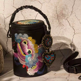 行素老绣国风汉服旗袍手绣醒狮头层牛皮女包时尚休闲手提斜挎女包