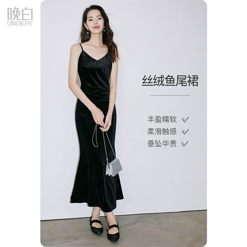 晚白【丝绒减龄吊带裙】2026春时尚修身显瘦气质V领包臀鱼尾裙,女装/女士精品,连衣裙,淘宝优惠券,粉丝福利购,淘宝优惠卷
