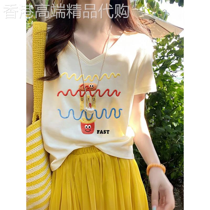 奶白色卡通印花V领短袖T恤女2026夏季新露锁骨辣妹正肩T恤上衣