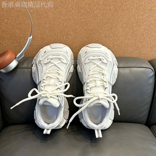 香港真皮透网运动休闲鞋女2026春夏新款超轻厚底巨好看百搭老爹鞋