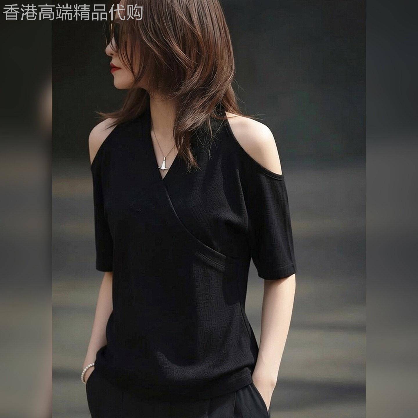 特别致V领设计感露肩t恤女新款韩版新款独夏纯色百搭显瘦短袖上衣
