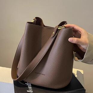 法国MK真皮水桶包女2025新款高级感大容量腋下包包洋气单肩斜挎包