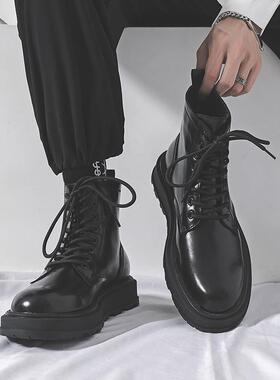 Trendsetters！设计师真的太会啦！！！不烂大街的英伦风马丁靴