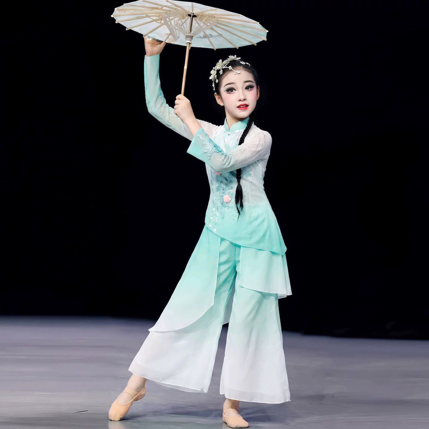 儿童诗雨江南剧目舞蹈演出服少儿民族古典舞独舞艺考表演服装新款