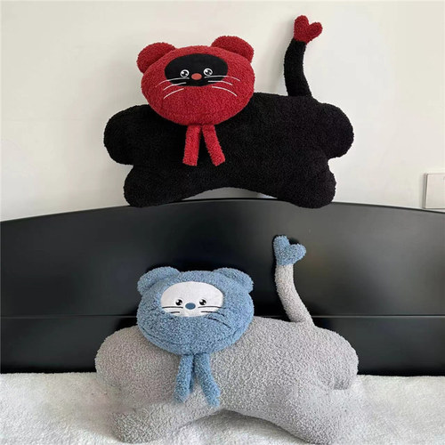 网红可爱猫咪抱枕公仔沙发靠垫枕