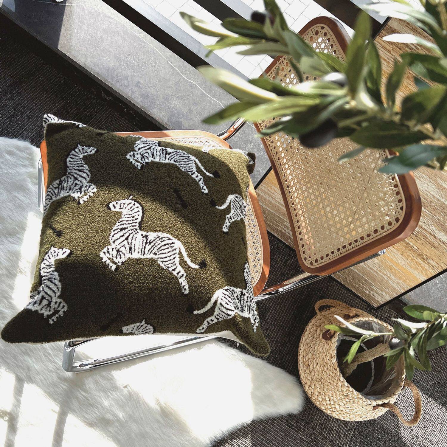 北欧轻奢客厅沙发抱枕可拆洗