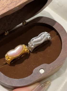 轻奢高级感拉丝蝴蝶结爱心戒指芭乐桃心精致设计感小众百搭食指戒