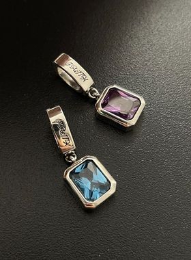 彩色海水蓝方锆鱼尾扣吊坠