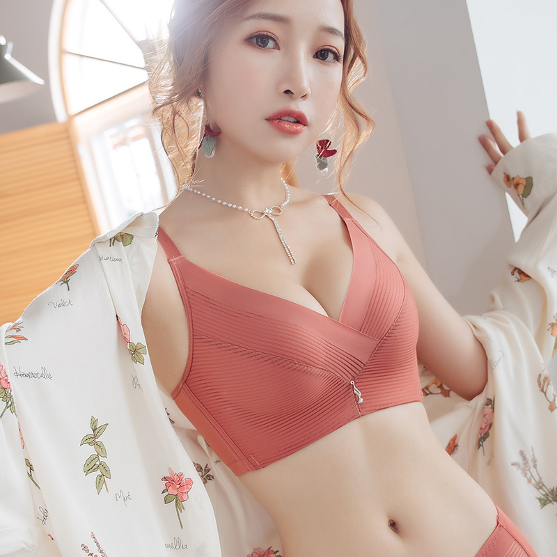 美背女无钢圈小胸聚拢文胸内衣