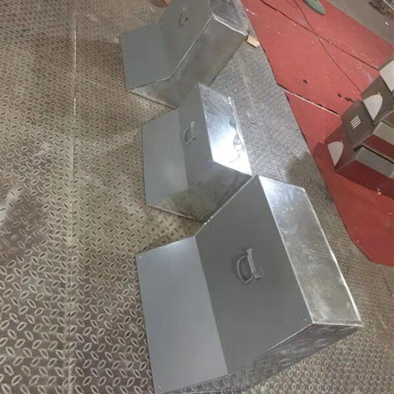 热销接线盒高速公路防撞墙铁箱预埋式电缆通讯箱接线箱定做