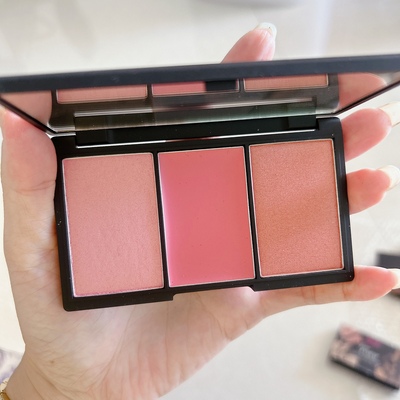 部分色号微瑕疵见实拍图英国sleek三色腮红盘20g