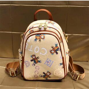 香港代购2025新款高端轻奢名牌正品真皮女包双肩揹包旅游登山书包