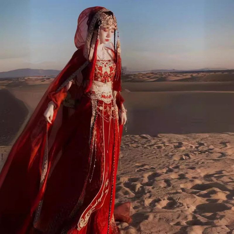 大漠公主异域风情襦裙舞台服装绣花敦煌飞天西域风摄影国风宫廷风